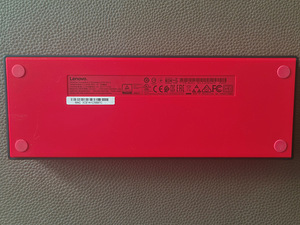 Док-станция Lenovo ThinkPad Thunderbolt 3 + зарядное устройс (3 фото из 10)
