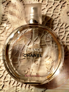 Флакон. Chance Chanel-Eau Vive (3 фото из 3)