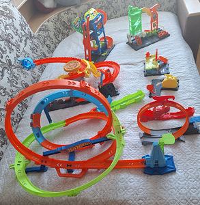 Hot wheels трассы (1 фото из 5)