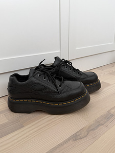 DR.MARTENS saapad (1 foto / 6)