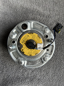 BMW AIRBAG F SEERIA M ROOLI (2 foto / 2)