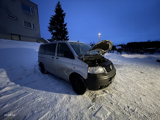 Продается Vw T5 2.5 TDI 96kw 2003г 8 мест
