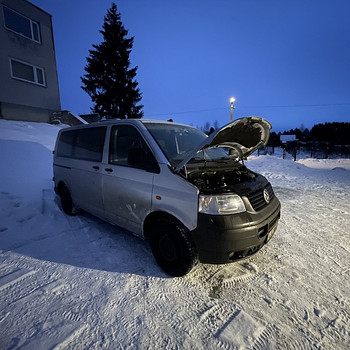 Продается Vw T5 2.5 TDI 96kw 2003г 8 мест