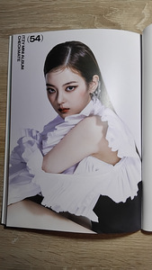 ITZY'S ALBUM «CHECKMATE» VER. LIA (3 foto / 4)