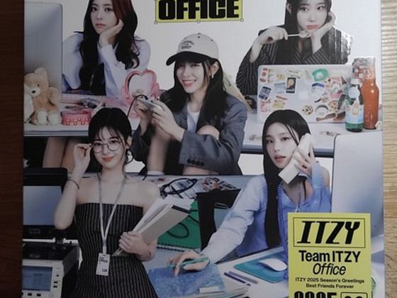 ITZY 2025 СЕЗОННЫЕ ПРИВЕТСТВИЯ