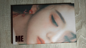 SOLO ALBUM JISOO «ME» (1 foto / 3)