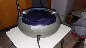 Радио CD-плеер Philips (5 фото из 5)