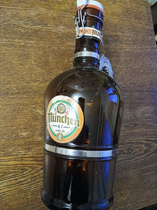 Suur vintage õllepudel (klaas-metall), 3 L ÕLLEPUDEL (2 foto / 4)