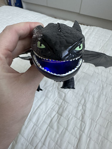 Toothless / беззубик (1 фото из 7)
