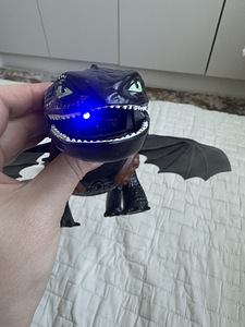 Toothless / беззубик (7 фото из 7)