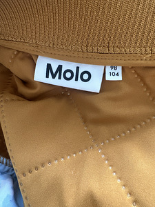 Molo 104 (5 фото из 6)