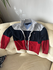Tommy Hilfiger kampsun 110 (2 foto / 4)