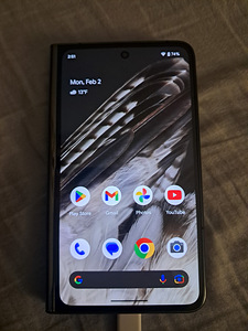 GOOGLE (1 foto / 3)