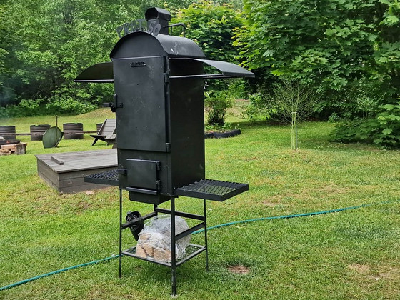 Suitsuahi,saunaahi,BBQgrill, konteinerid, kallurkonteiner