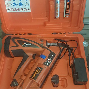 Paslode IM90Ci Lithium
