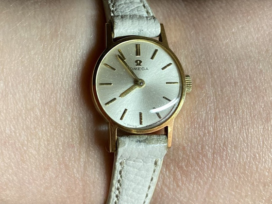 Omega 14k kullast kellad