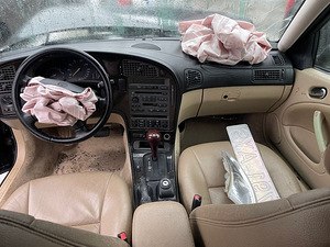 SAAB 9-5 2.3B 136 KWT, VARUOSAD (8 foto / 10)