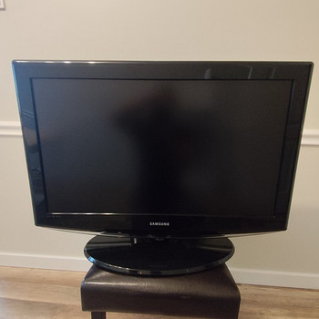 LCD teler