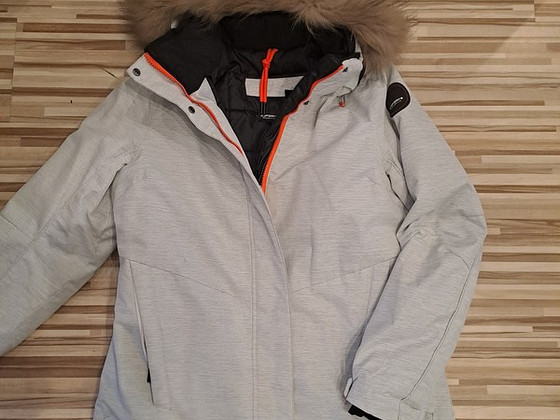 Зимняя куртка Icepeak 40 р