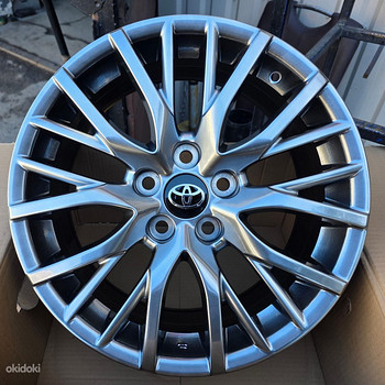 R18 veljed 5x114.3 18x8 ET: 40 60.1 Toyota Lexus