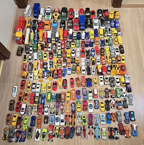 Hot Wheels, Spider-Man garage ja muu tootja mänguautod (3 foto / 7)