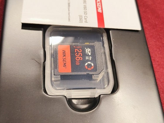SD kaart 256Gb V60 A2 (250R/180W). Uus kasutamata