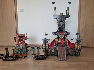 Продаётся игровой замок с логовом сокровищ (2 фото из 9)