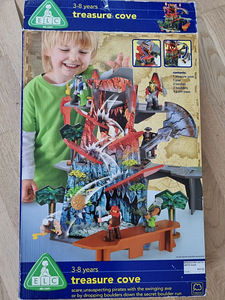 Продаётся игровой замок с логовом сокровищ (7 фото из 9)