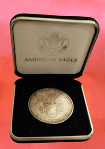 Investeerimismünt „American Silver Eagle“ 2003 (1 foto / 5)