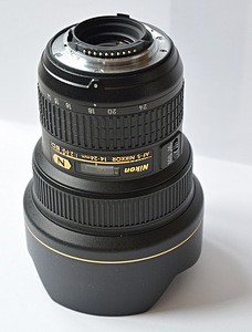 Nikon AF-S Nikkor 14-24mm f/2.8G (3 foto / 3)