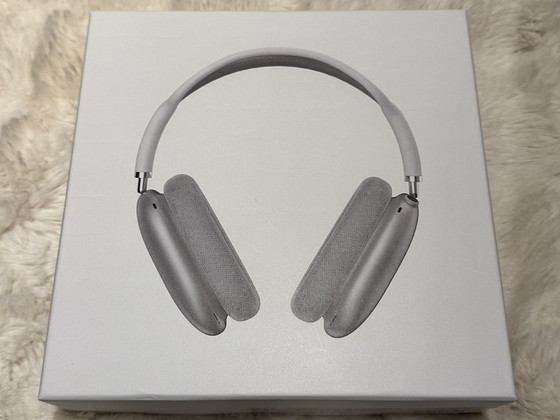AirPods Max, реплика