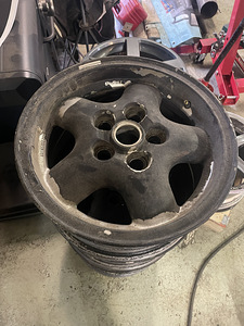 Land Rover veljed 16" (1 foto / 3)