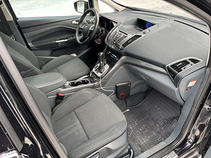 Ford Grand c-max Titanium 2.0 tdci 120kw d aut (7 foto / 15)