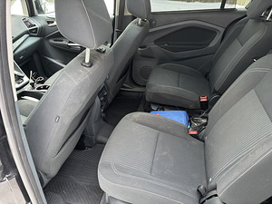 Ford Grand c-max Titanium 2.0 tdci 120kw d aut (9 foto / 15)