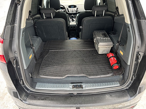 Ford Grand c-max Titanium 2.0 tdci 120kw d aut (15 foto / 15)