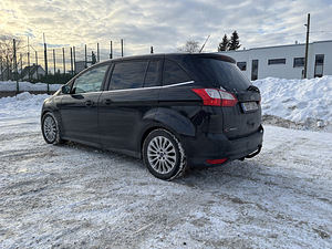 Ford Grand c-max Titanium 2.0 tdci 120kw d aut (2 foto / 15)