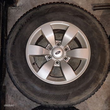 245x70R16 naastrehvid 2007 Ford Ranger 16x7J 10 velgedel