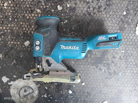 Makita DJV181 аккумуляторная лобзиковая пила
