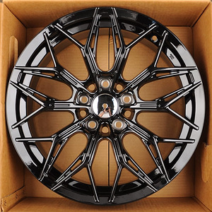 Диски R17 5x114.3 R17 AMZ - новые (1 фото из 2)