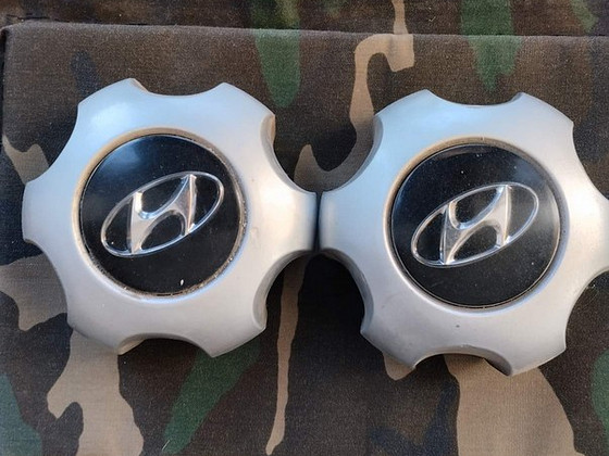 Müüa kaks kasutatud Hyundai Terracan rattakatet