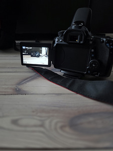 Canon EOS 70D (4 фото из 8)