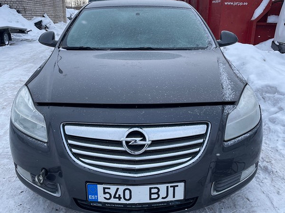 OPEL INSIGNIA 2,0D 96KWT, VARUOSAD