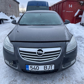 OPEL INSIGNIA 2,0D 96KWT, VARUOSAD
