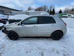 TOYOTA COROLLA 1,4 D4D 66 КВт, ЗАПЧАСТИ (6 фото из 10)