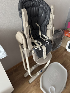 Стульчик для кормления Chicco (6 фото из 7)