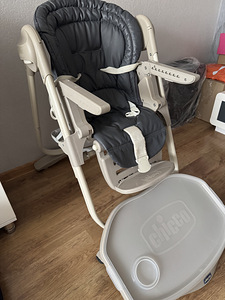 Стульчик для кормления Chicco (7 фото из 7)