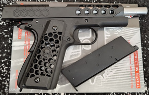 Müüa Airsoft relvi (4 foto / 6)