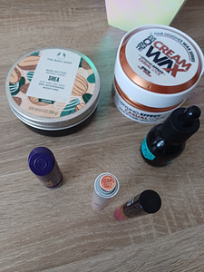 Maxfactor oriflame the body shop kosmeetika naistele (2 foto / 6)
