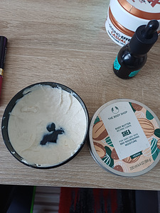 Maxfactor oriflame the body shop kosmeetika naistele (4 foto / 6)