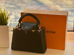 Stiiliikoon — Louis Vuitton Capucines BB (Must) (1 foto / 2)